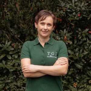  Dr. Aneta Dullweber Fachärztin für Geflügel - Tierärztliche Gemeinschaftspraxis Friesoythe 